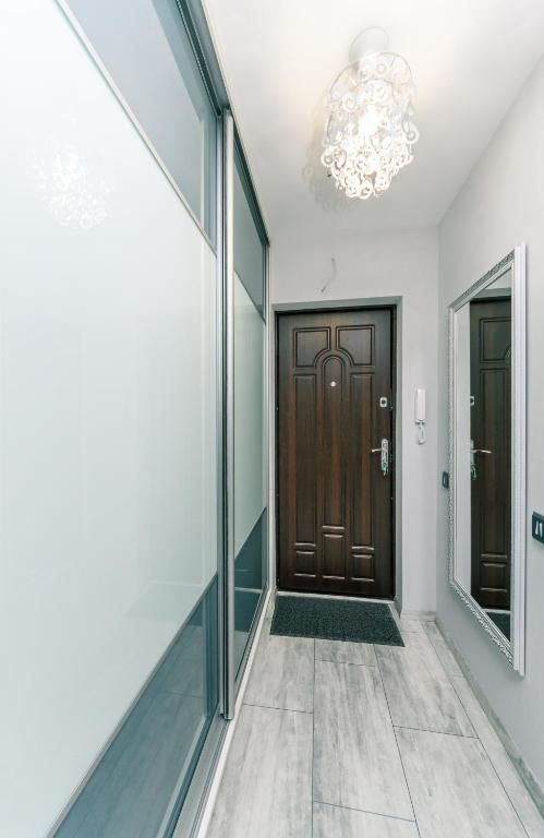 Апартаменты Luxrent Kreshatik Arenacity SkyBar Киев-53