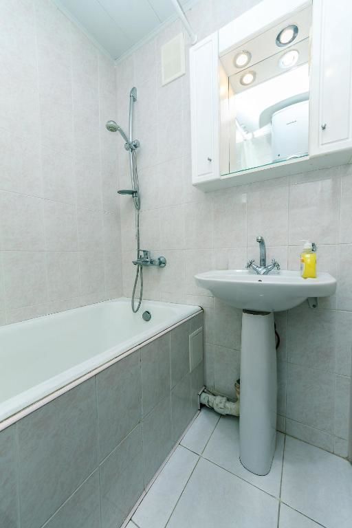 Апартаменты Luxrent Kreshatik Arenacity SkyBar Киев-75