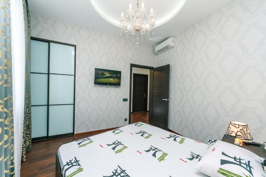 Апартаменты Luxrent Kreshatik Arenacity SkyBar Киев-82