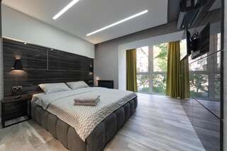 Апартаменты Luxrent Kreshatik Arenacity SkyBar Киев Суперлюкс с гидромассажной ванной-13