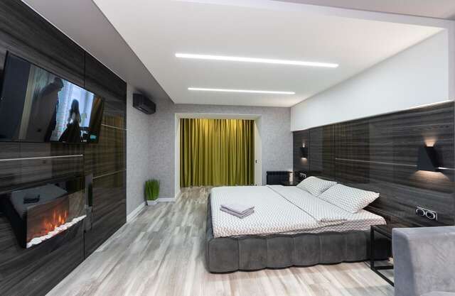 Апартаменты Luxrent Kreshatik Arenacity SkyBar Киев-4