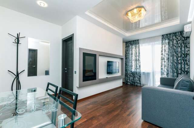 Апартаменты Luxrent Kreshatik Arenacity SkyBar Киев-46