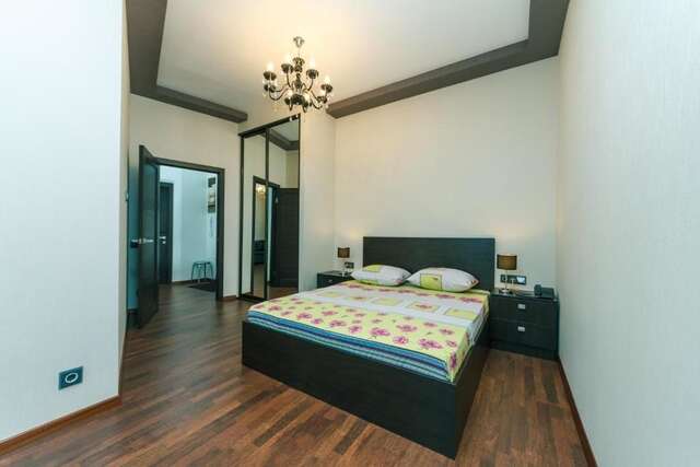 Апартаменты Luxrent Kreshatik Arenacity SkyBar Киев-82
