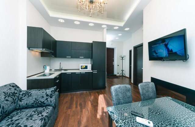 Апартаменты Luxrent Kreshatik Arenacity SkyBar Киев-86